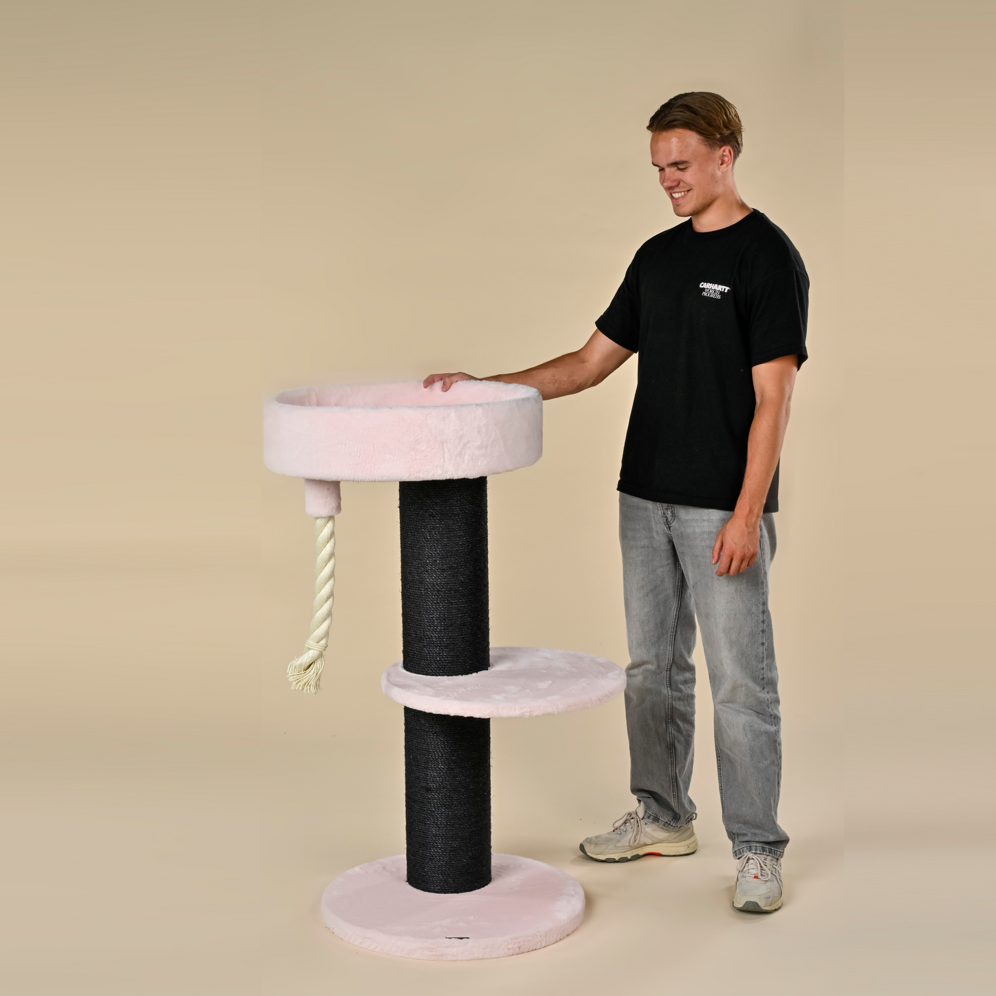 Cat Tree Maine Coon Lounge Sleeper Blackline (Pink Teddy)