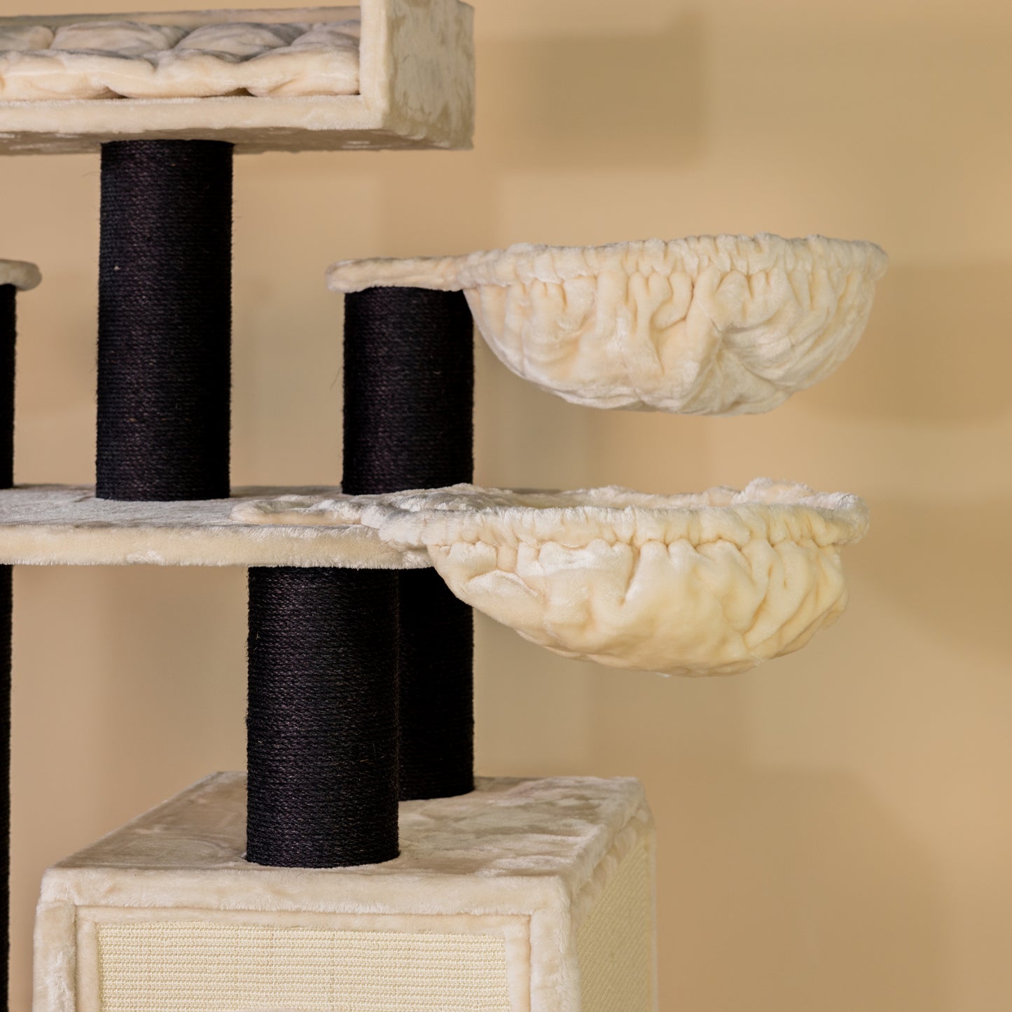 Cat Tree Cat Paradise Blackline Plus (Cream)