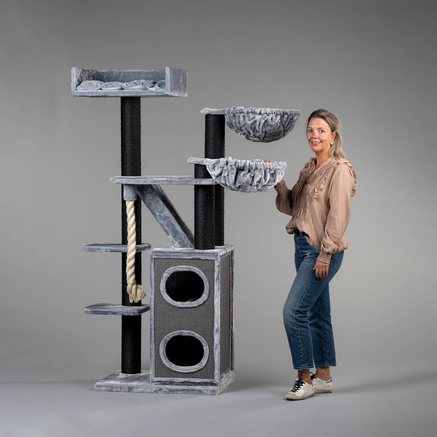 Cat Tree Cat Penthouse Blackline Plus (Light Grey)