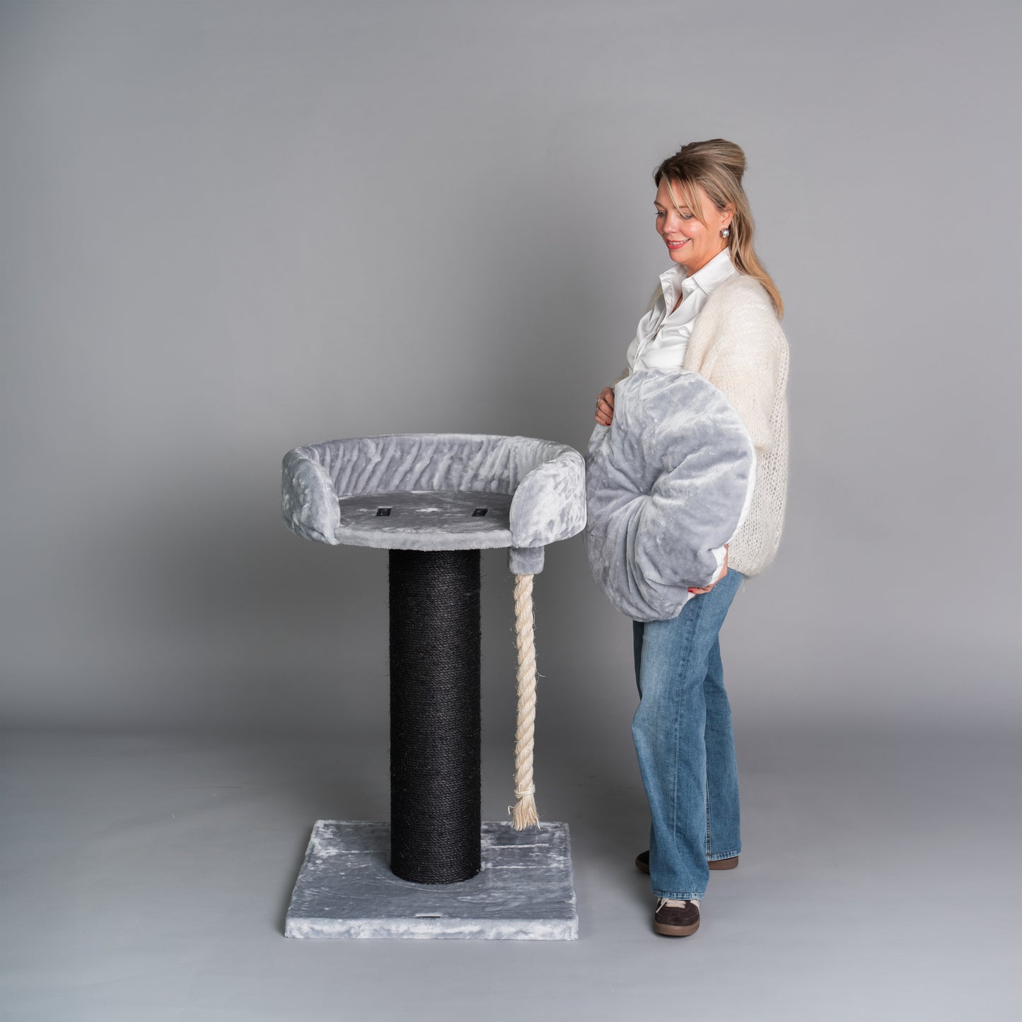 Cat Tree Chartreux Blackline (Light Grey)