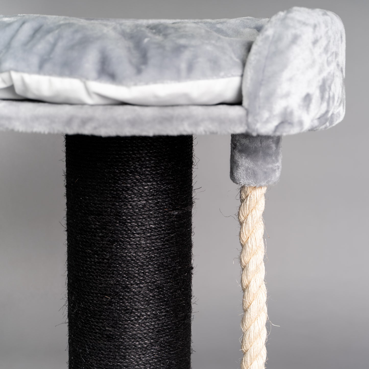 Cat Tree Chartreux Blackline (Light Grey)