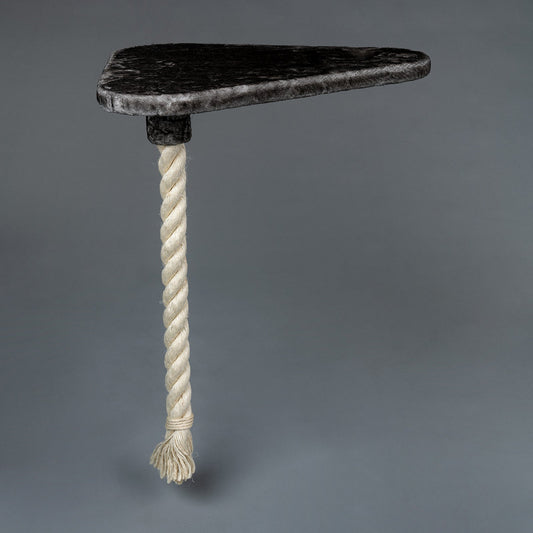 Grote, taupekleurige Ligplaats Step met Speeltouw Driehoekig (voor 12, 15 of 20 cm palen)