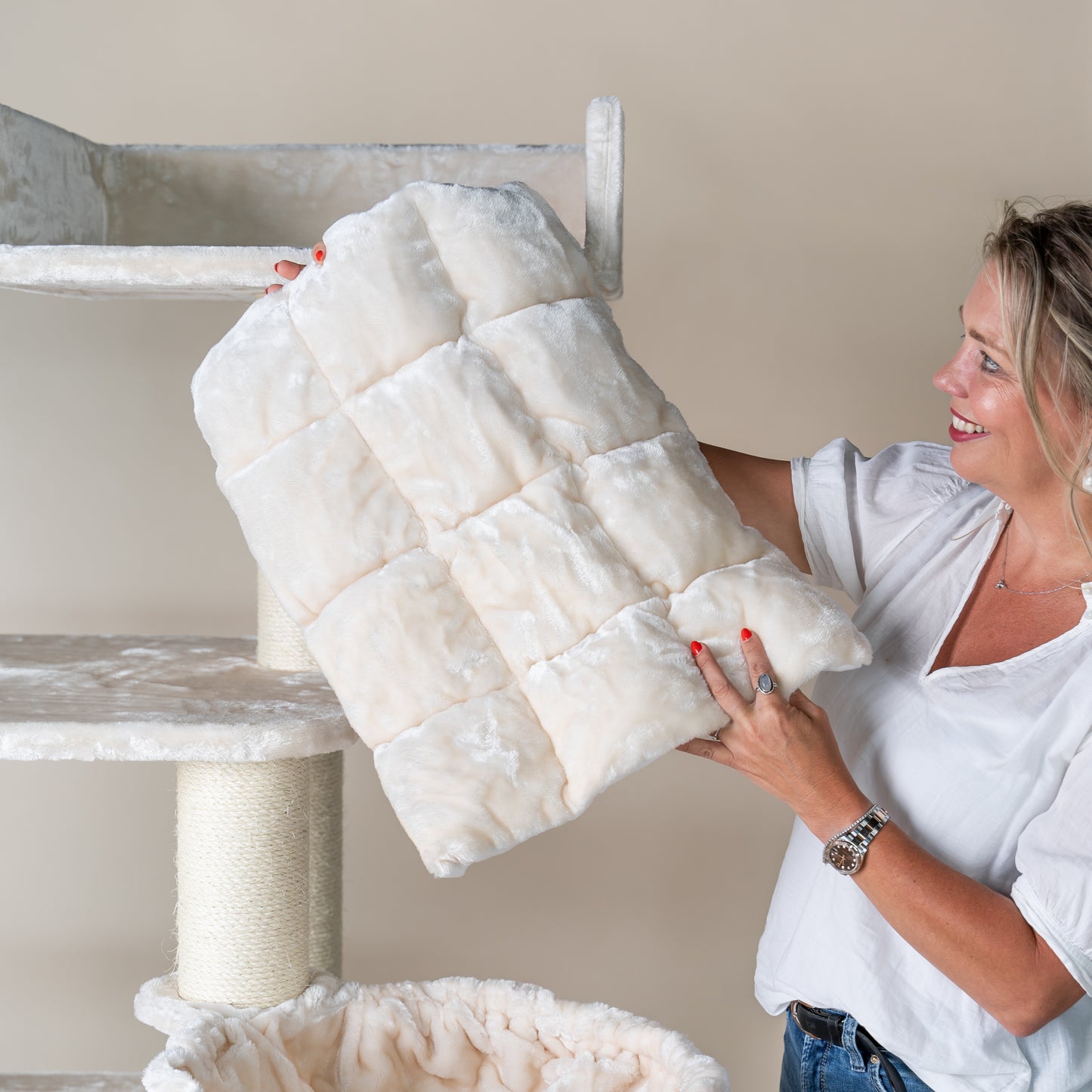 Cat Tree for Large Breeds - Panther XXL (Beige)