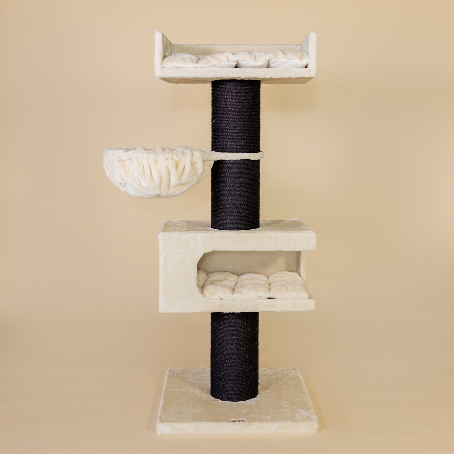 Cat Scratcher Royalty Retreat Blackline (Beige)